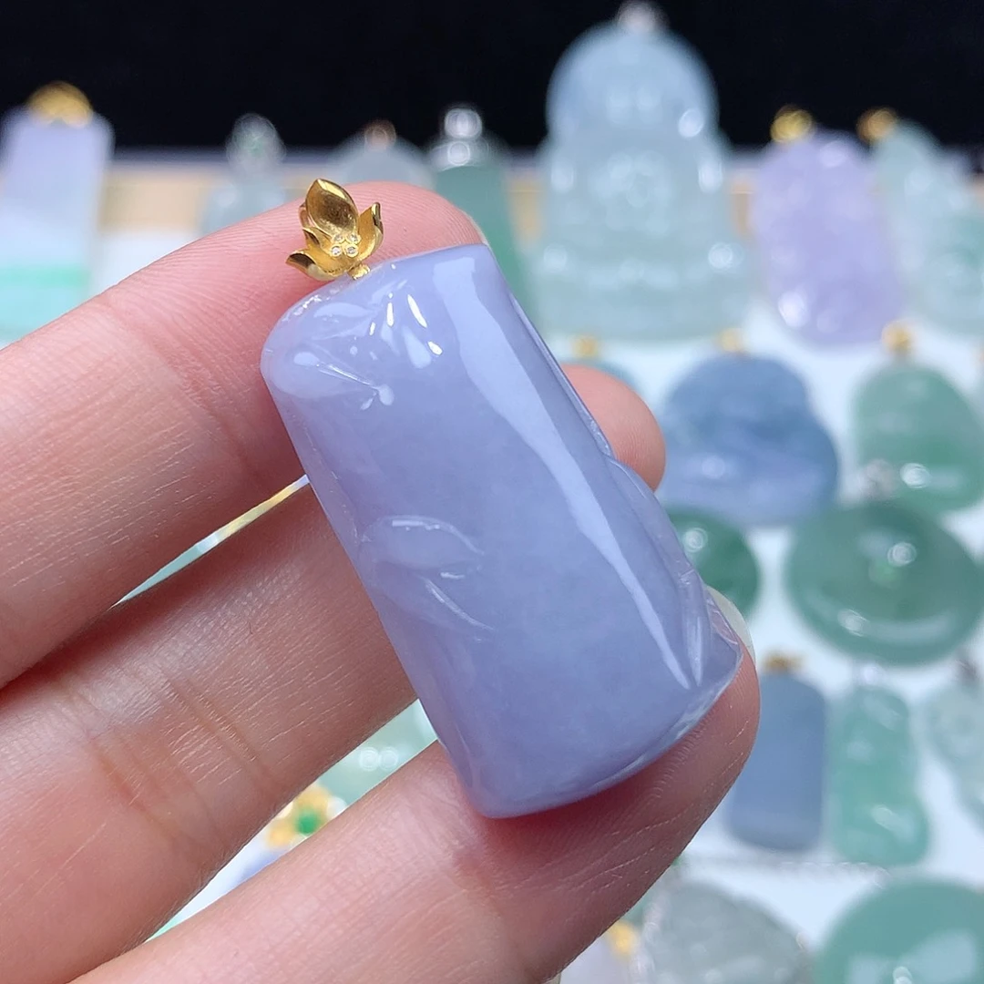 颈饰18K金镶嵌翡翠翡翠