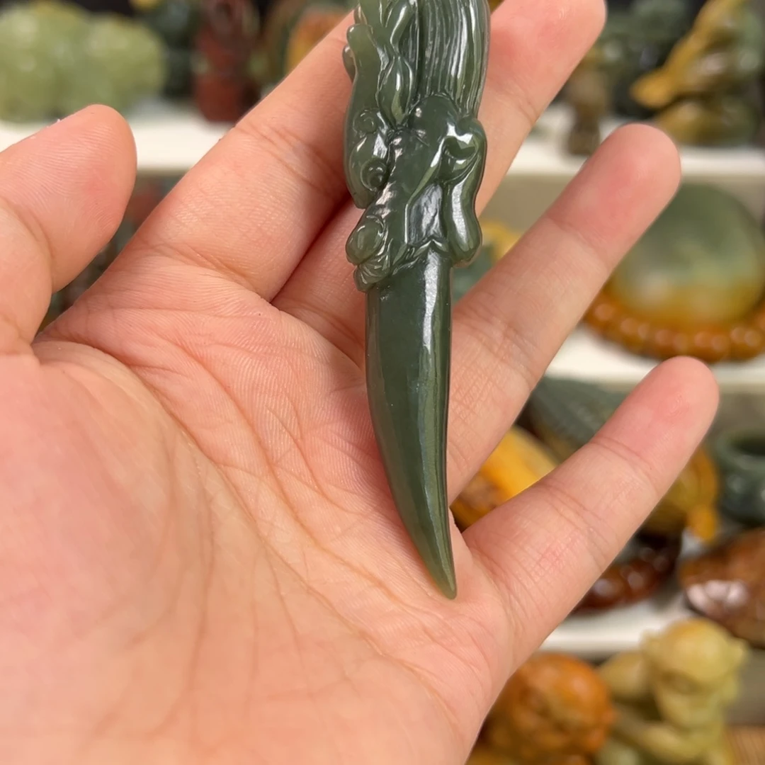 岫岩河磨玉（透闪石质玉）未镶嵌把件