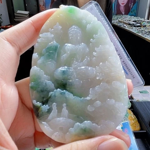 翡翠未镶嵌颈饰翡翠