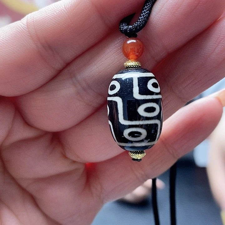 玛瑙/玉髓颈饰合金