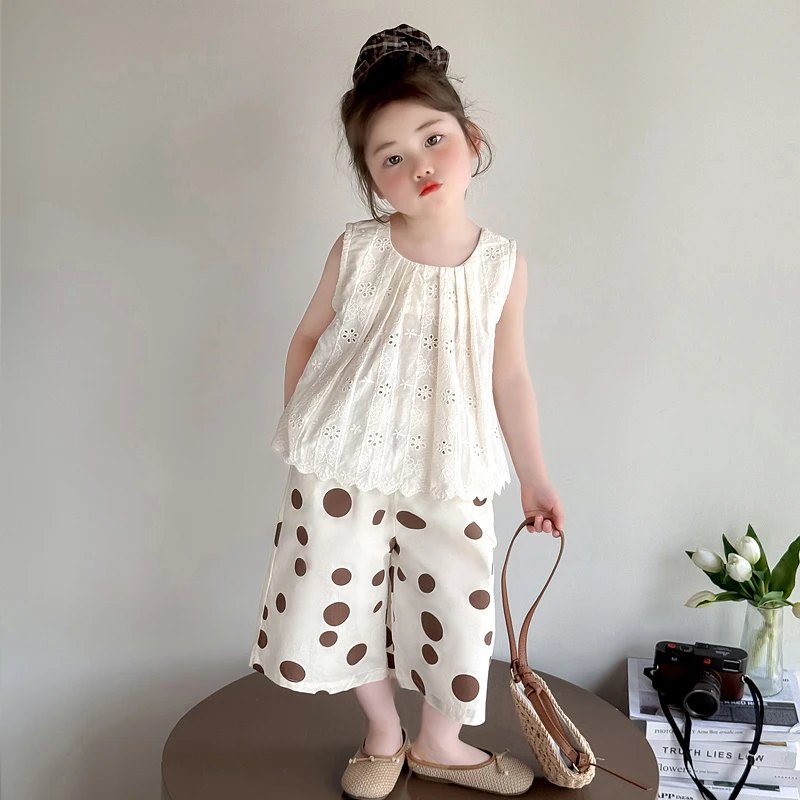 女童甜美夏装镂空无袖套装2025新款儿童宝宝洋气夏季休闲两件套