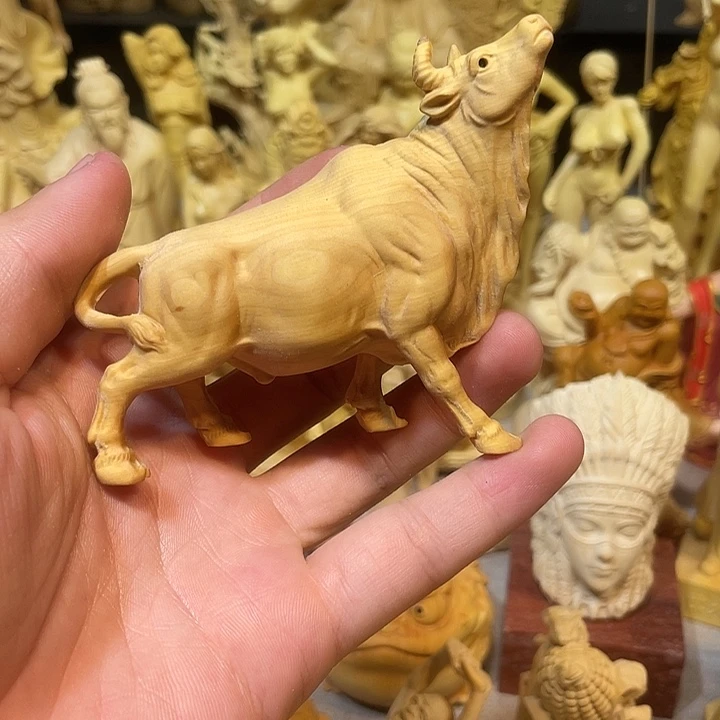 黄杨木黄杨木抬头牛