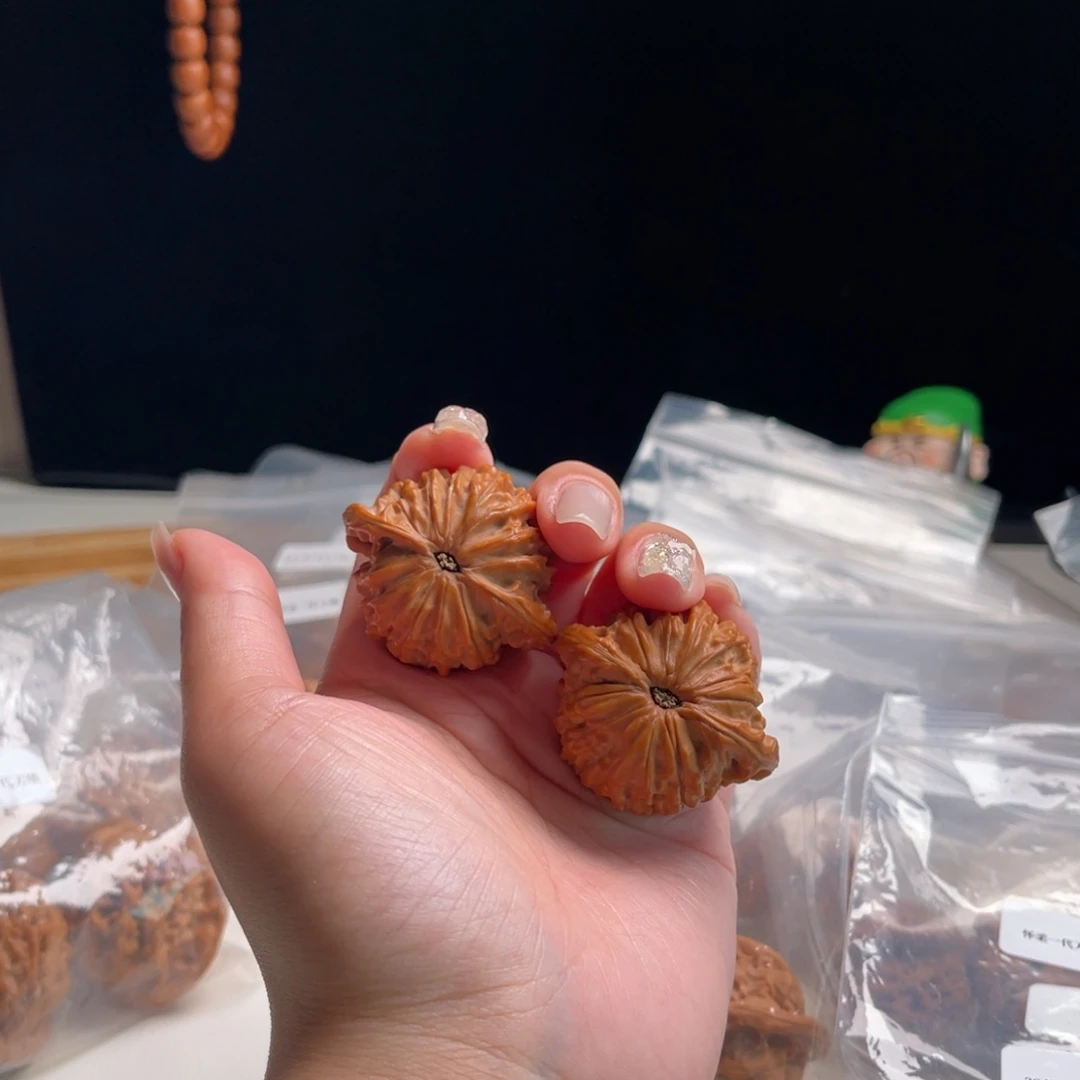 皮***特吊坠文玩核桃40.8磨盘 顺丰到付