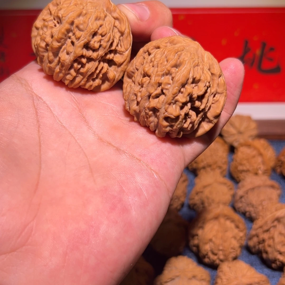 吊坠文玩核桃45全品四座楼，52克，单只不差克