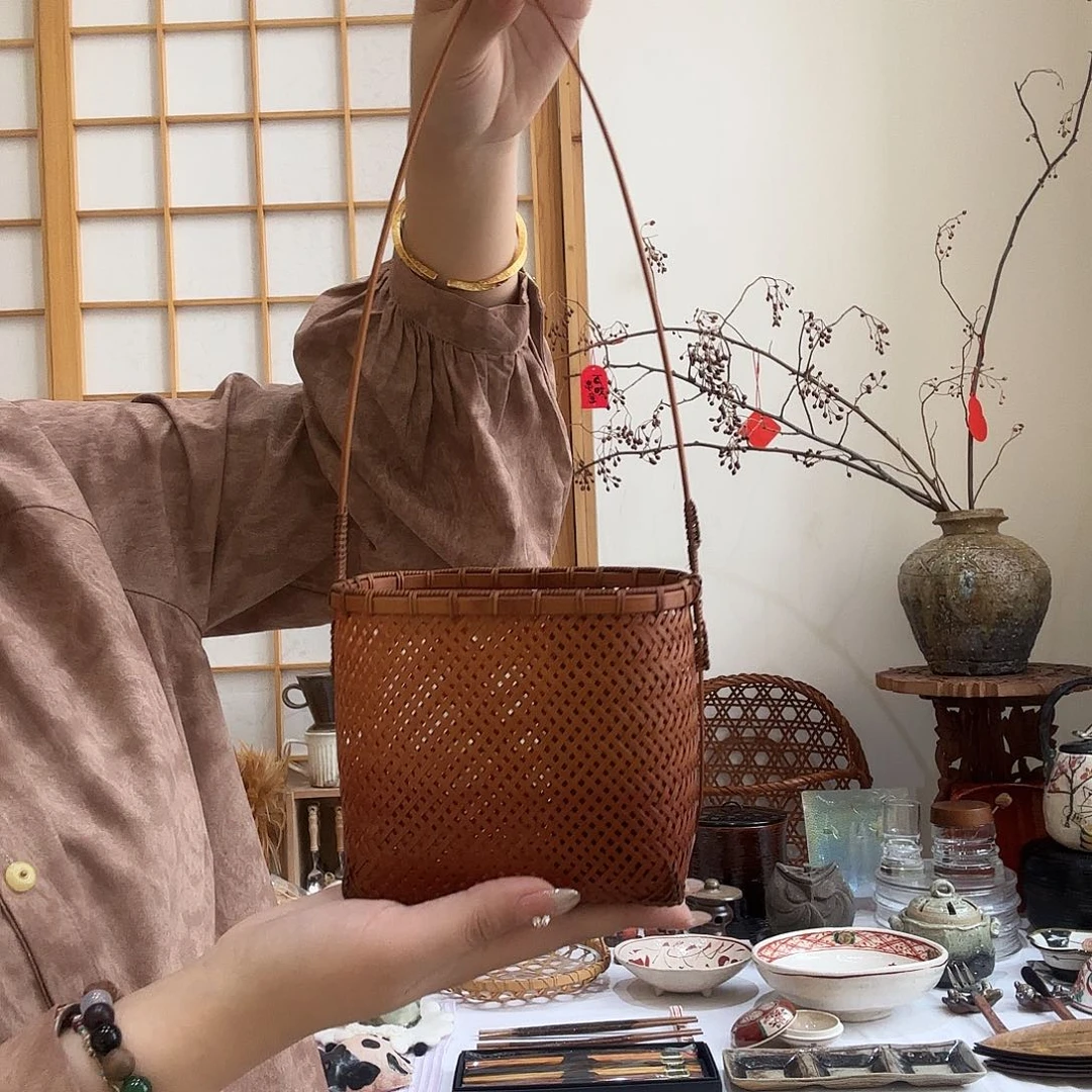 瓷片亮亮亮亮哭旅途哭了亮亮