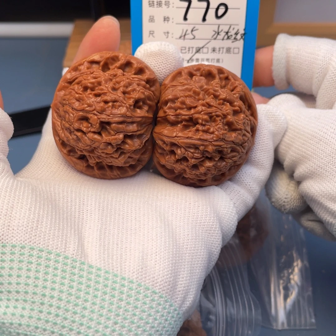 吊坠桃核文玩核桃