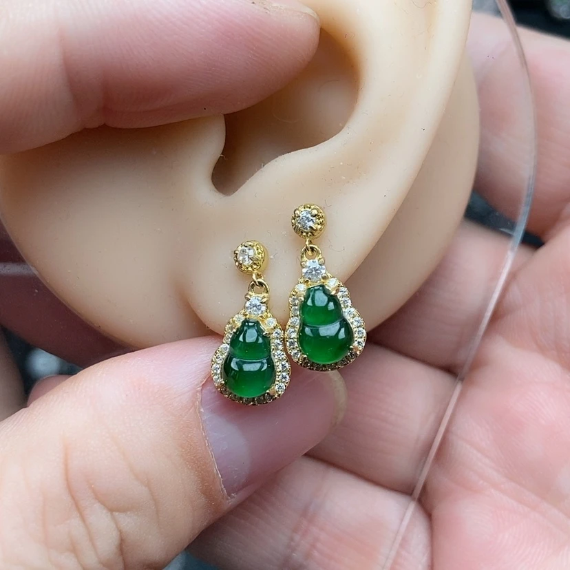 【闪购商品】银S925镶嵌翡翠耳饰3*6