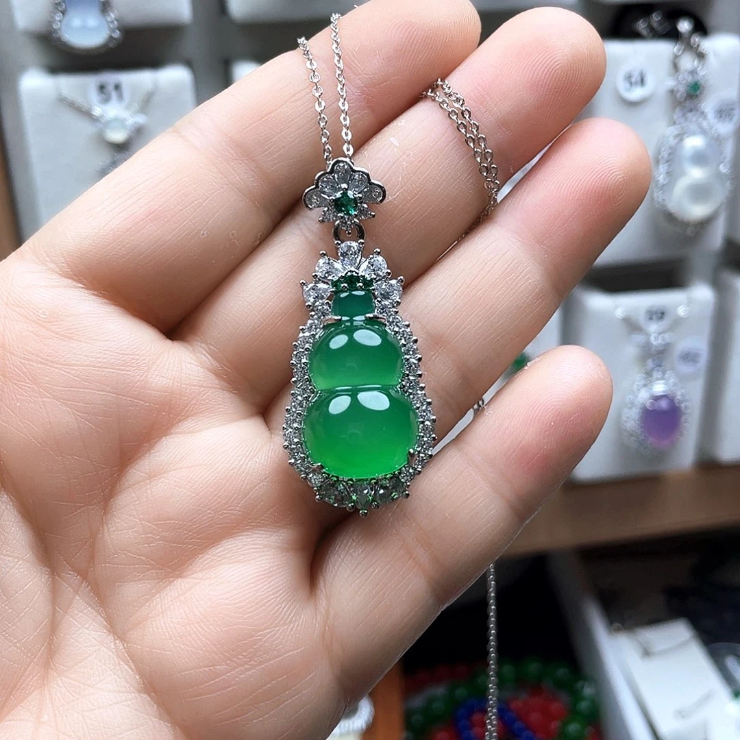 玛瑙/玉髓颈饰合金有纹路