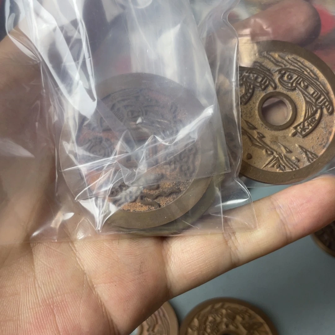 铜叽****妖现代仿制工艺文创铜币