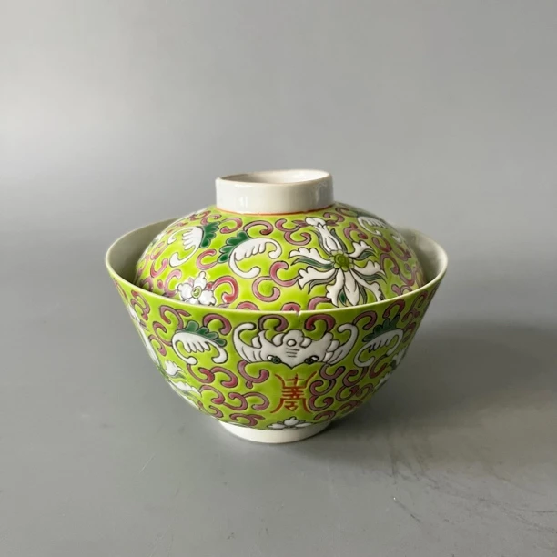 1103 秋葵绿釉宝相花盖碗