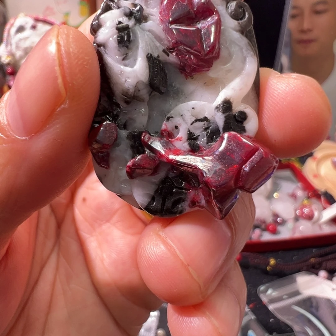 天然辰砂一鸣惊人带火彩