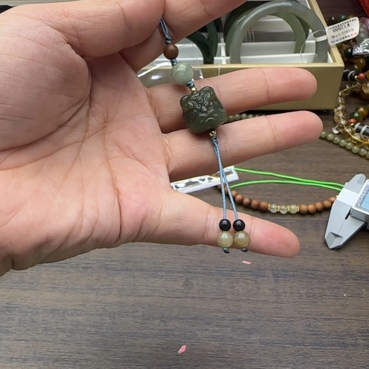 未镶嵌和田玉手机链102