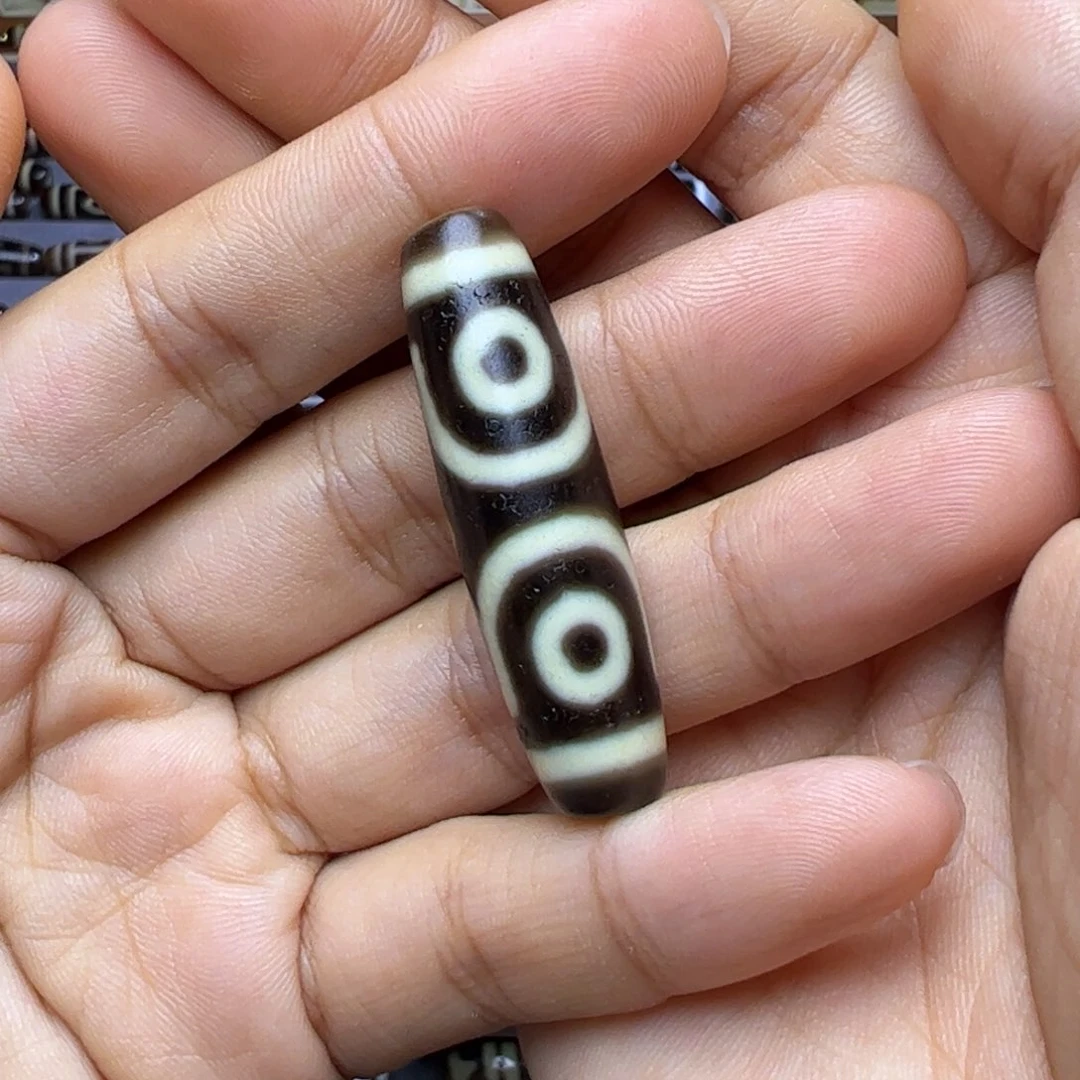 K***.玛瑙/玉髓颈饰未镶嵌