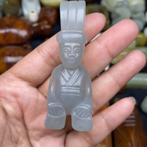 未镶嵌蛇纹石玉颈饰15