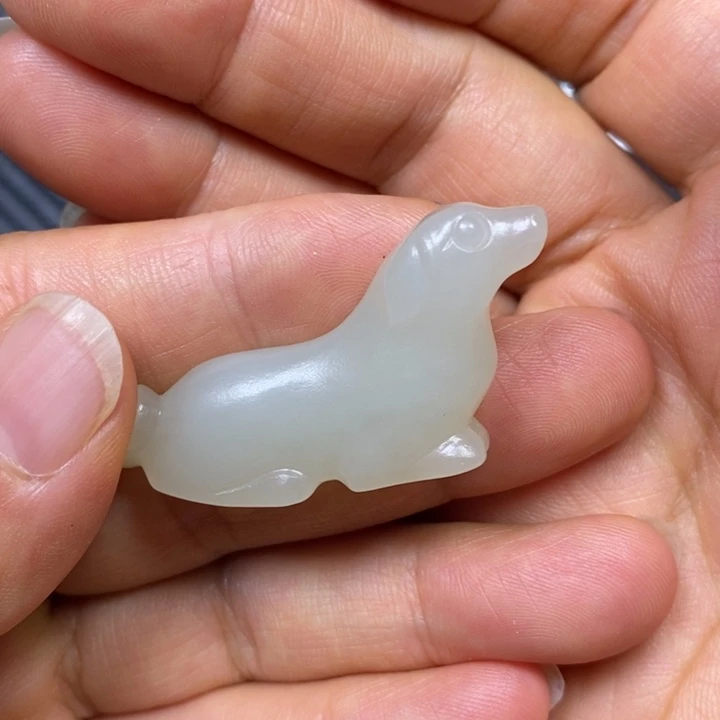 和田玉未镶嵌颈饰T****n