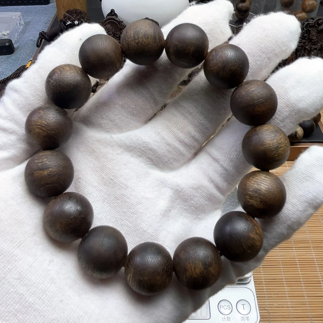 沉香手串小****8芽庄白奇