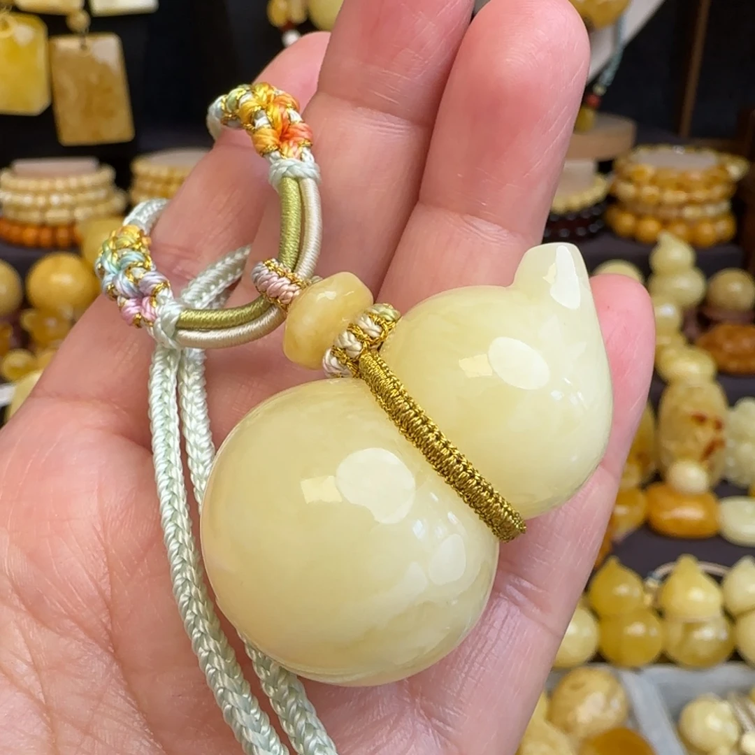 琥珀未镶嵌套链天然白蜜蜜蜡葫芦吊坠