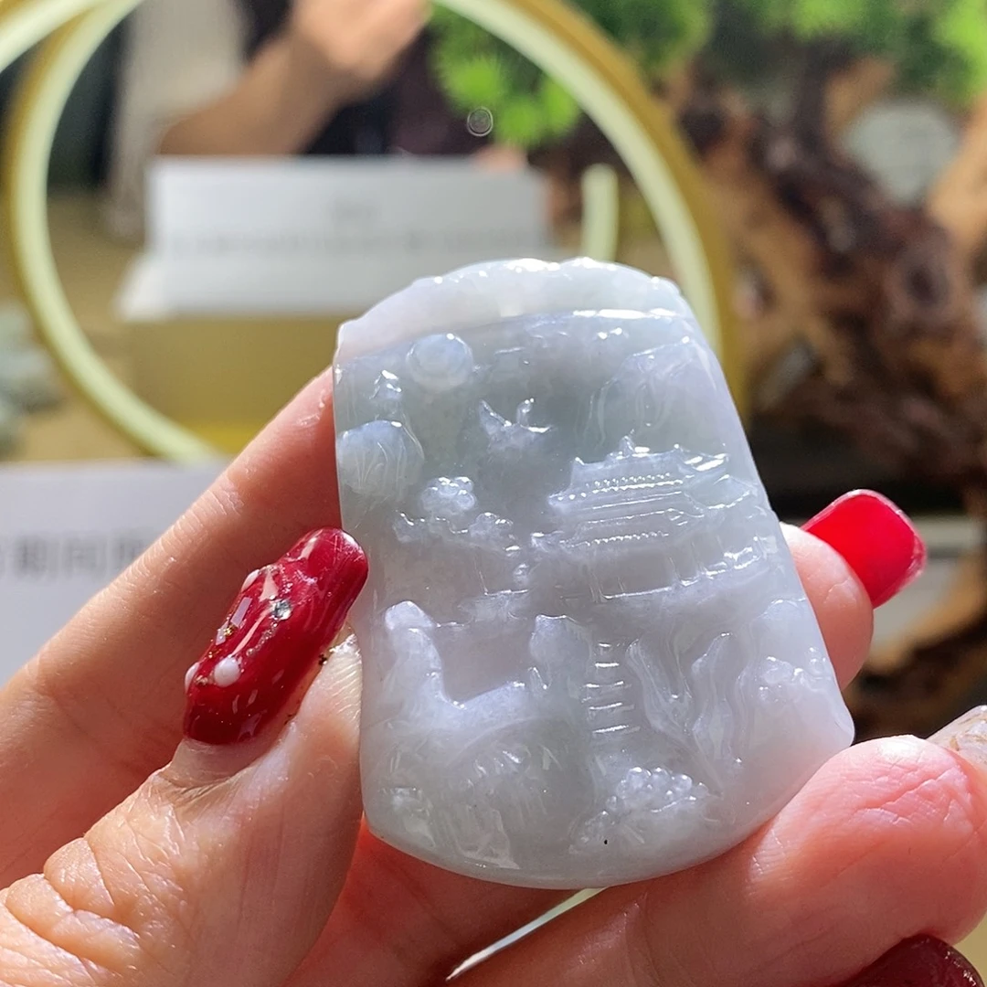 【闪购商品】翡翠颈饰未镶嵌山水