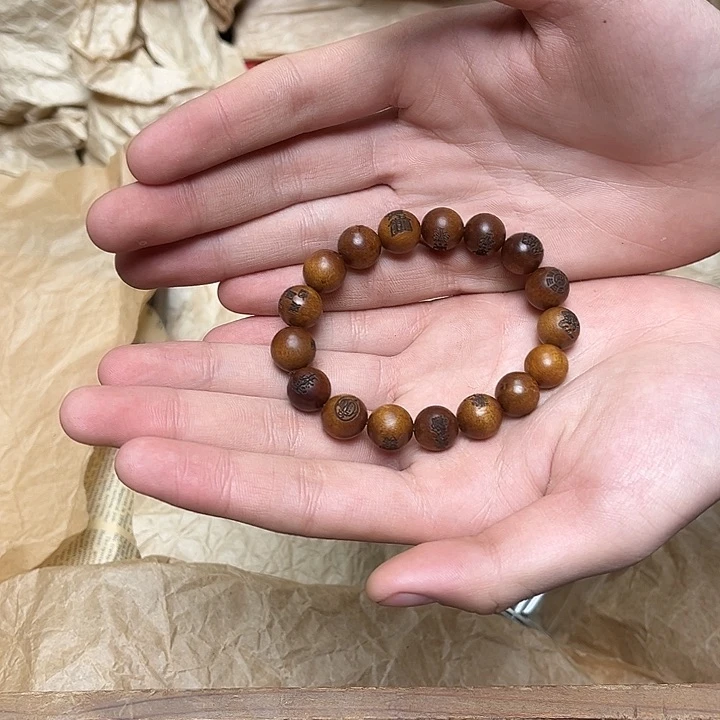 大叶紫檀（黑酸枝木类）