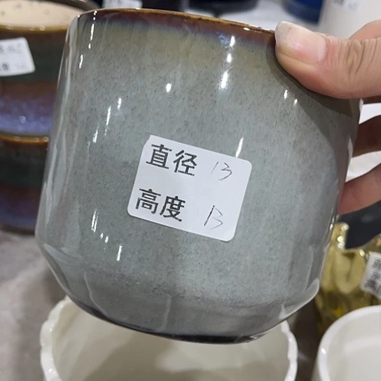 多肉绿植陶瓷花盆9.9包邮，有孔，微瑕