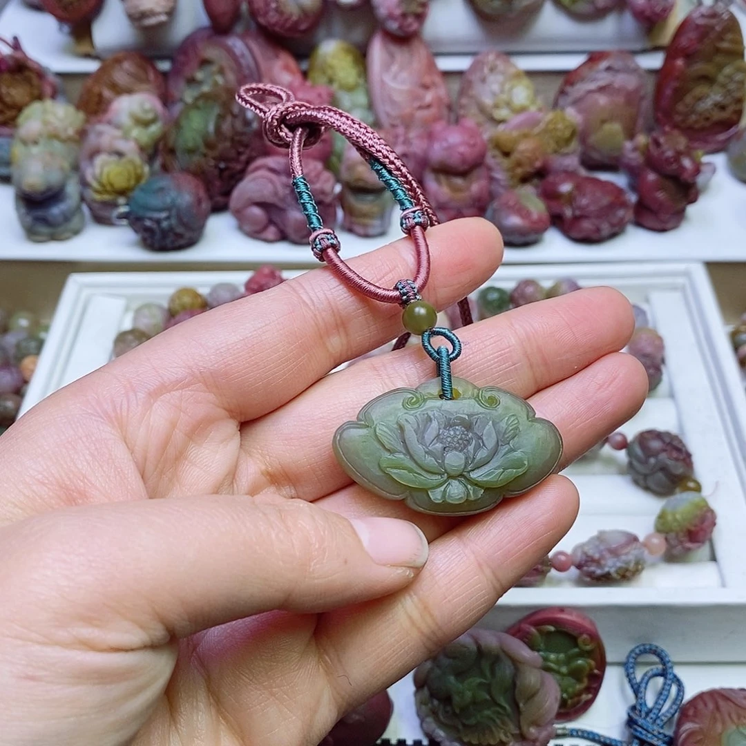 玛瑙/玉髓盐源玛瑙吊坠未镶嵌