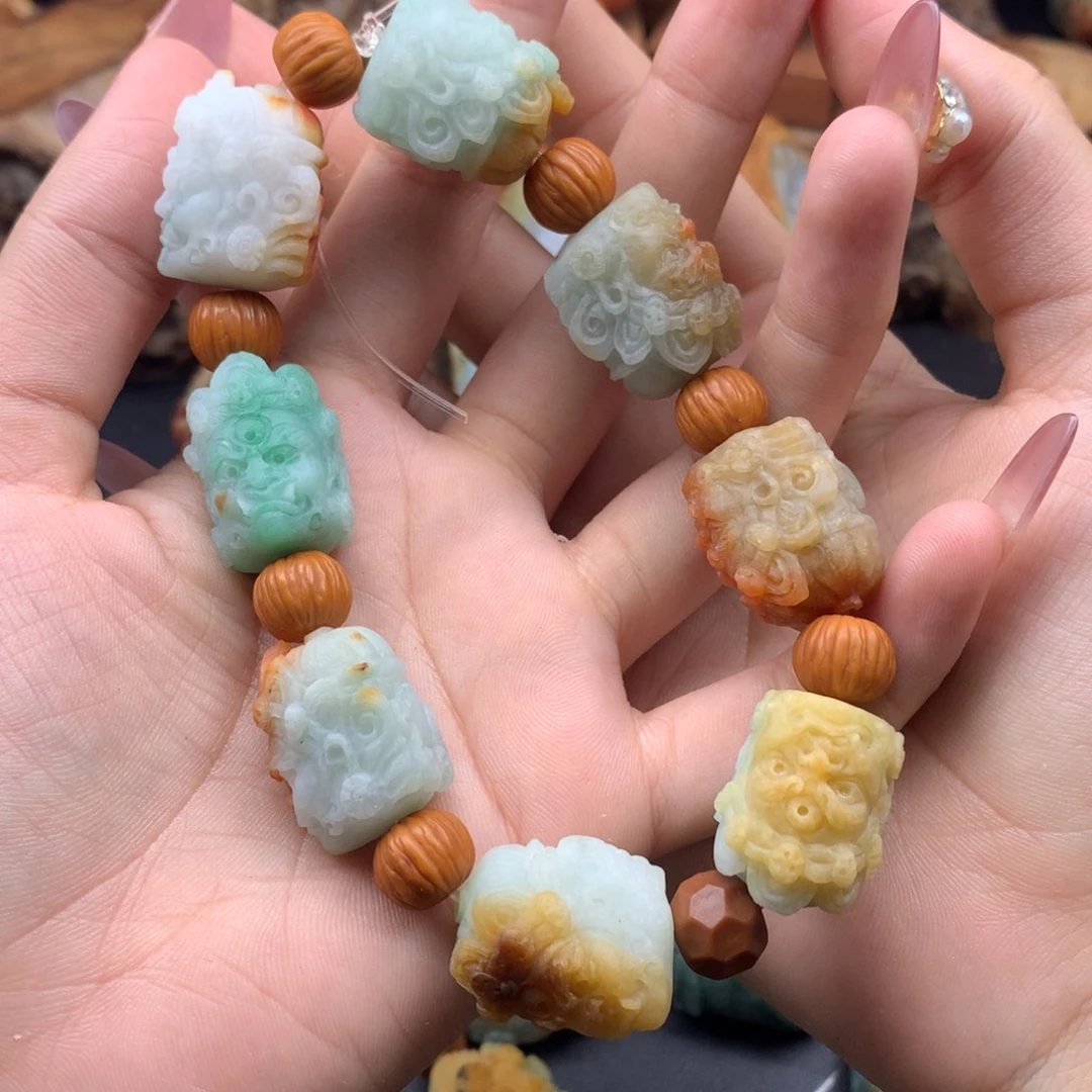曹***！定制翡翠未镶嵌翡翠