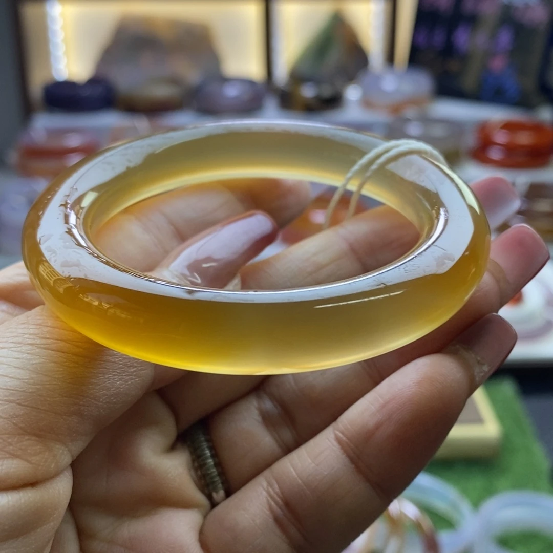 手镯玛瑙/玉髓未镶嵌