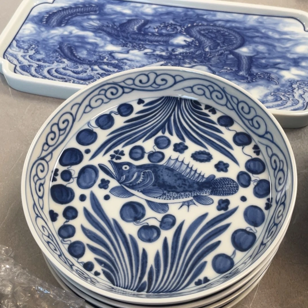 瓷片景德镇青花鱼藻纹大壶承