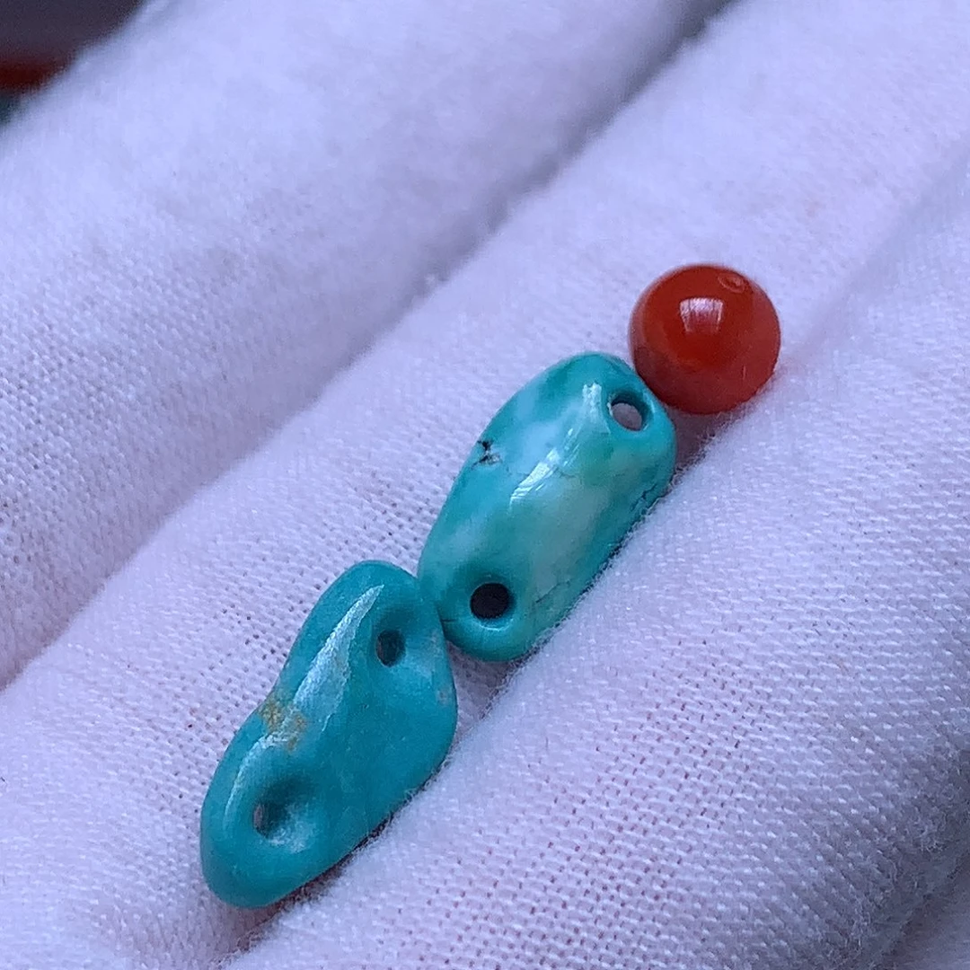 南红玛瑙未镶嵌珠宝奇石