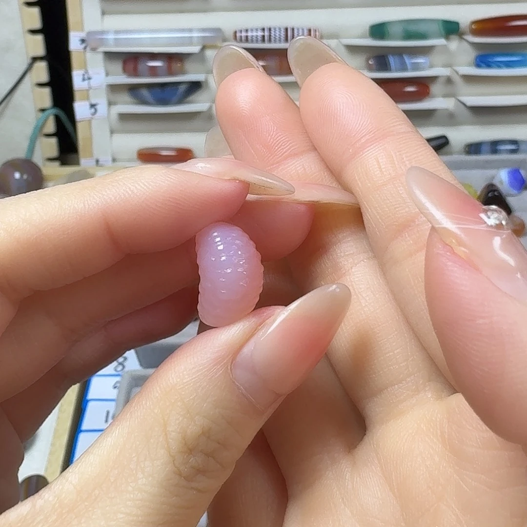 完***者玛瑙/玉髓未镶嵌颈饰