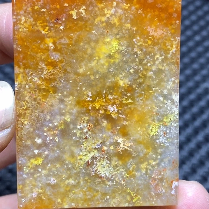 玛瑙/玉髓颈饰未镶嵌翟****心