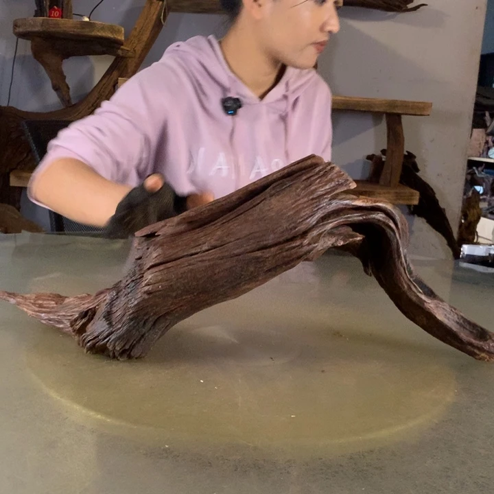 咔***赞天然的云南紫柚木会黄水