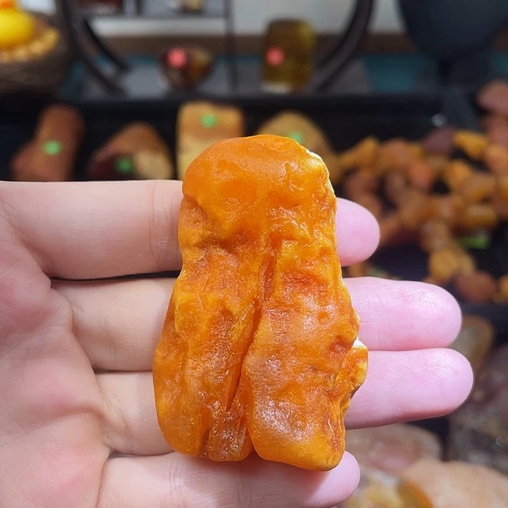 琥珀未镶嵌珠宝奇石