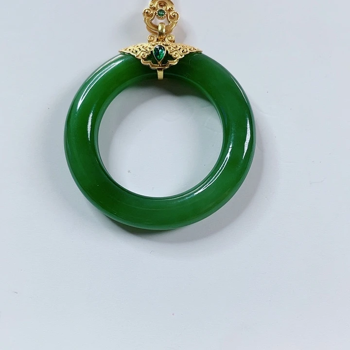 吊坠(不含链)18K金镶嵌和田玉（碧玉）