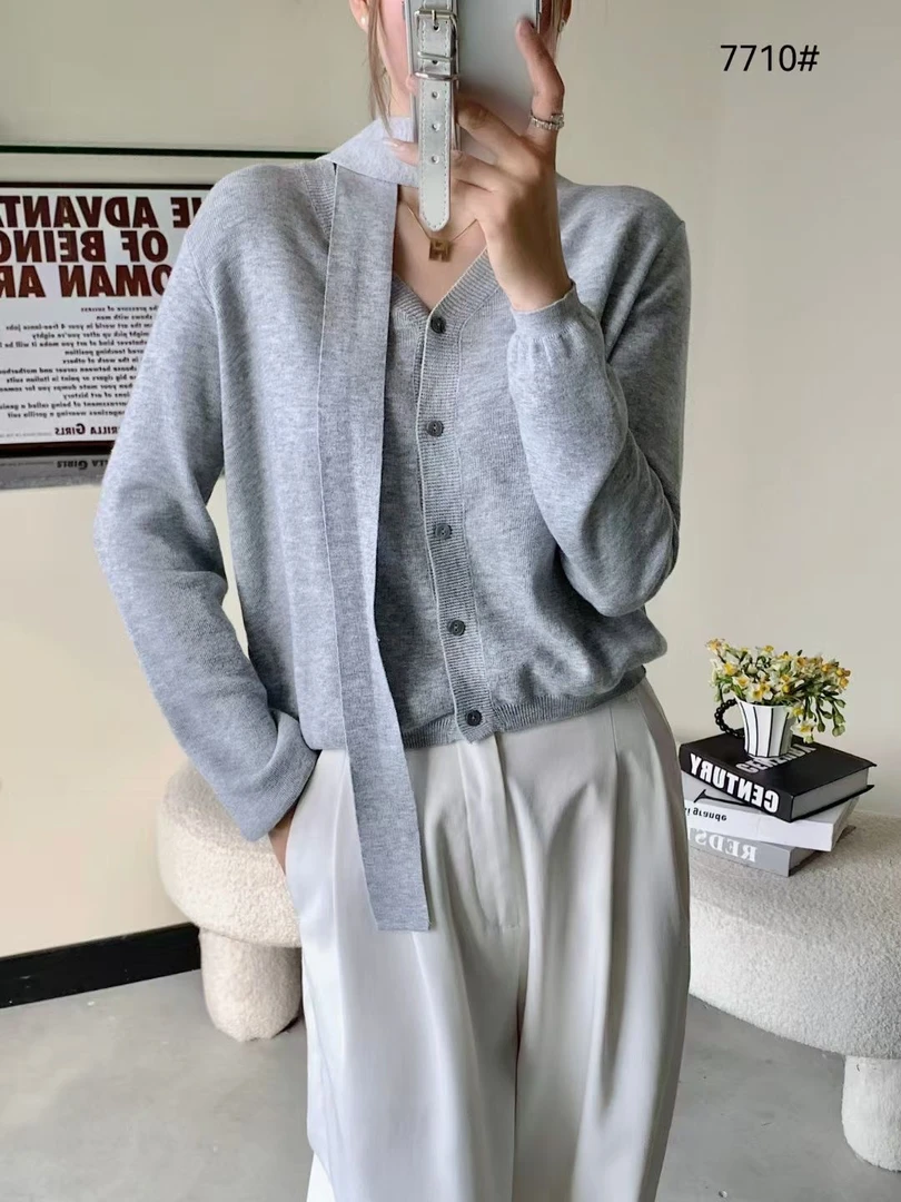 2025早春新款法式飘带设计针织衫开衫V领外穿长袖宽松上衣7710