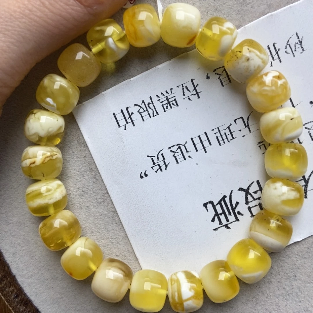 蜜蜡未镶嵌珠宝奇石32