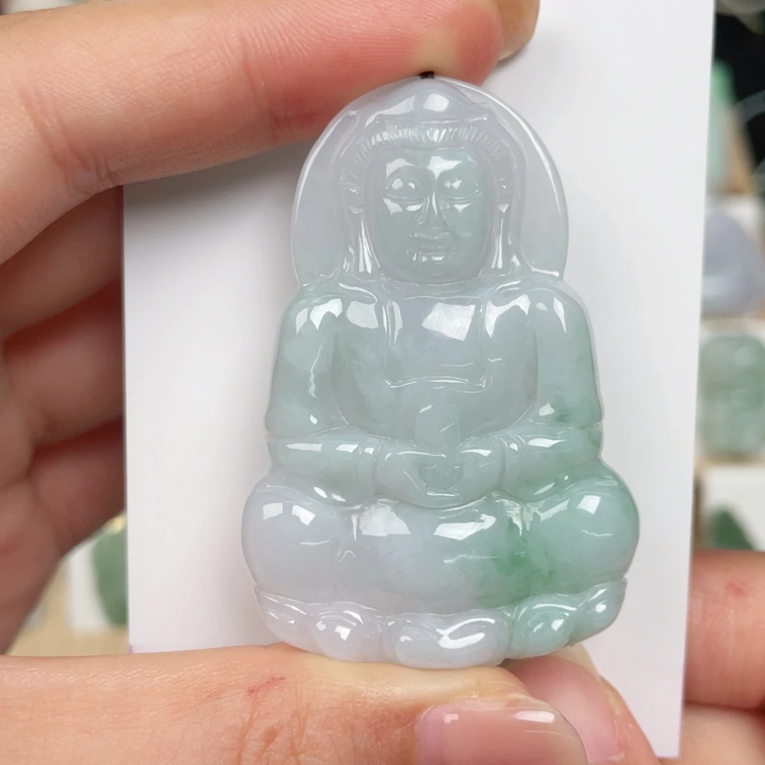 翡翠未镶嵌颈饰观音