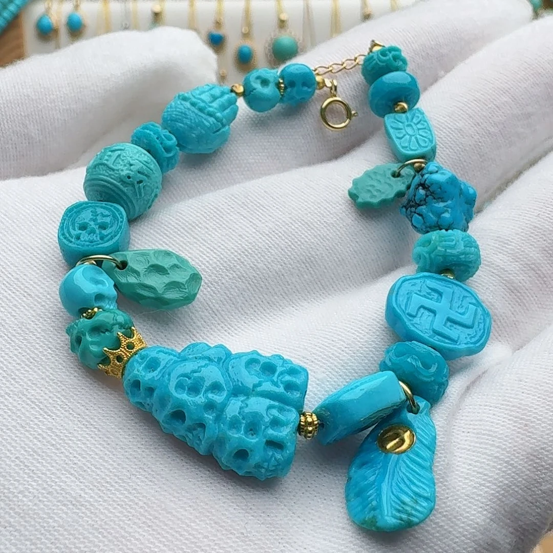 18K金镶嵌绿松石珠宝奇石