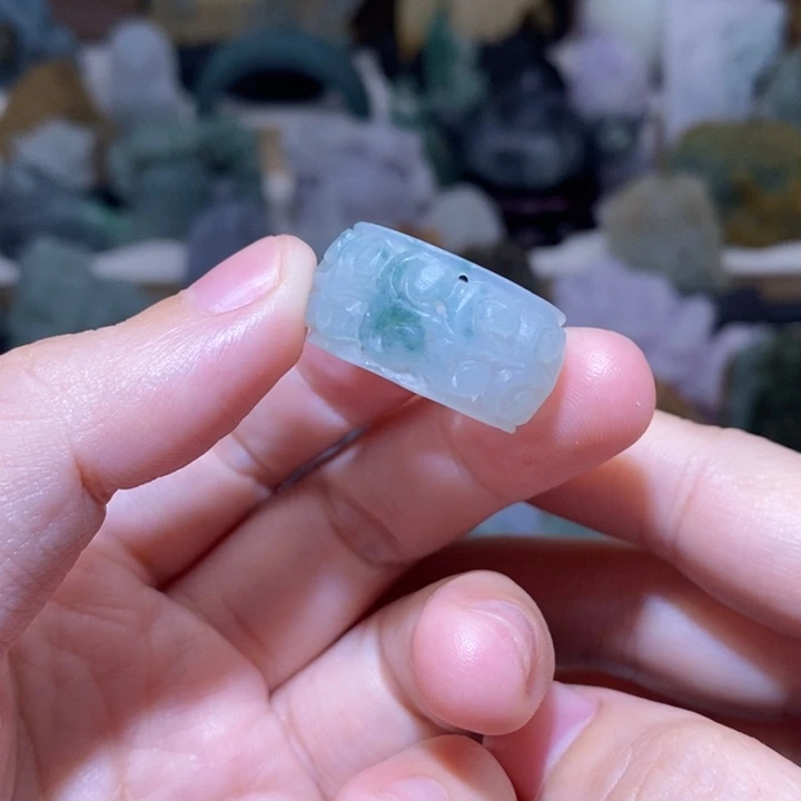 定制翡翠未镶嵌翡翠