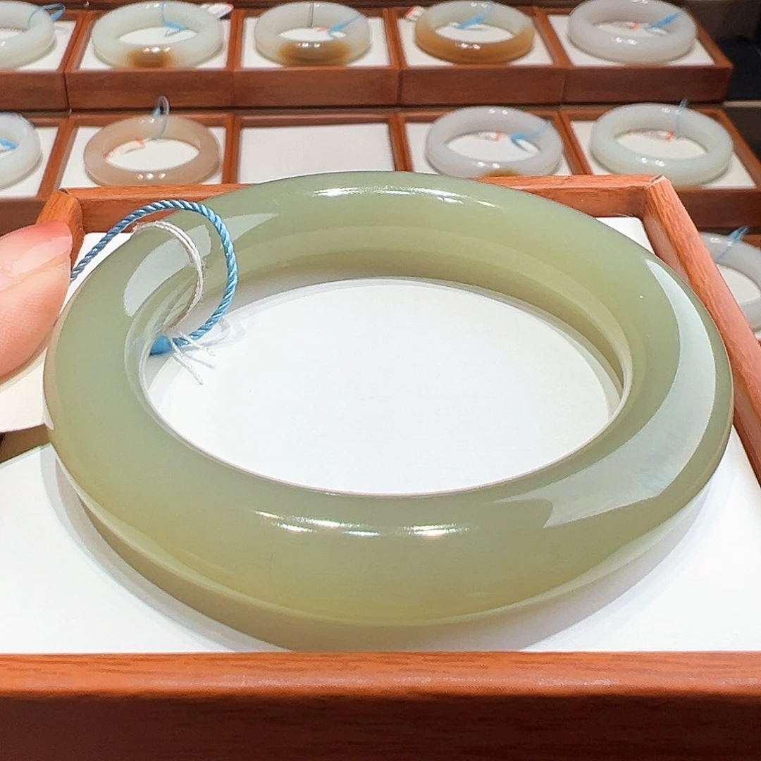 和田玉手镯5657未镶嵌