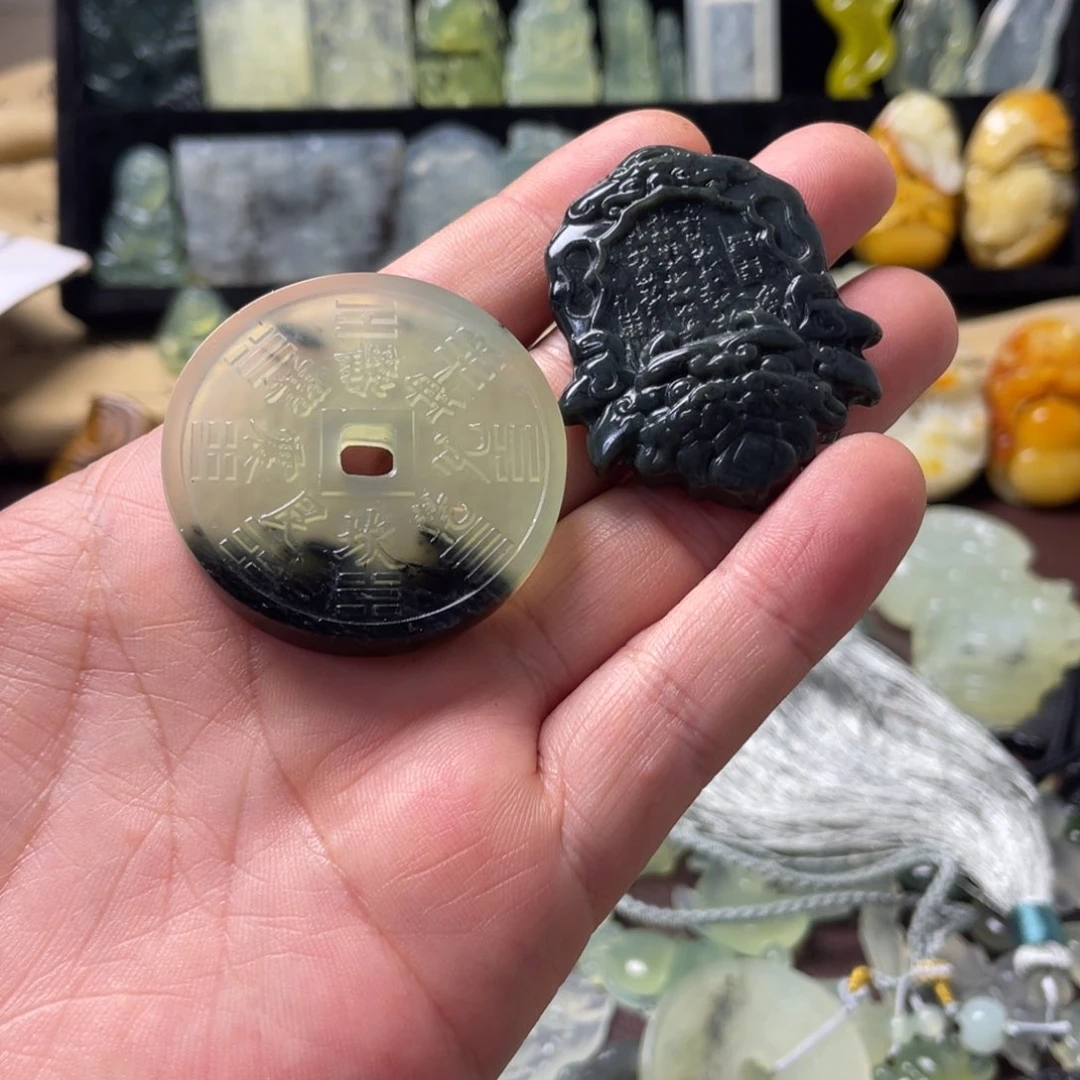 蛇纹石玉颈饰未镶嵌糖**℡