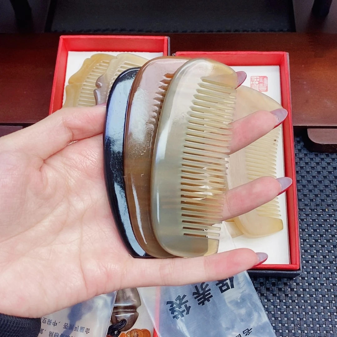 纯手工制作纯牛角梳子