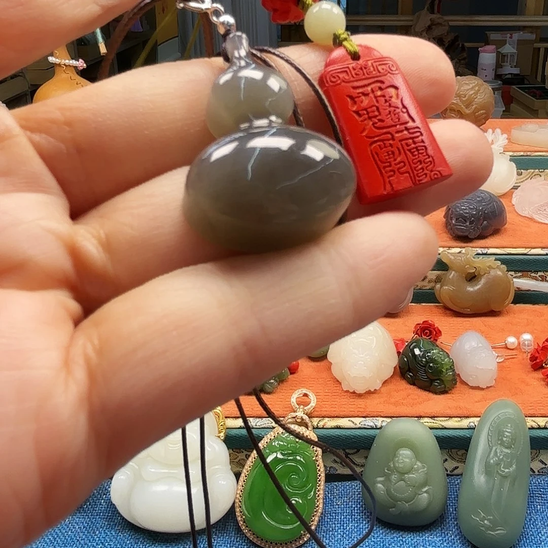 飞***儿天然辰砂多样性发货一件