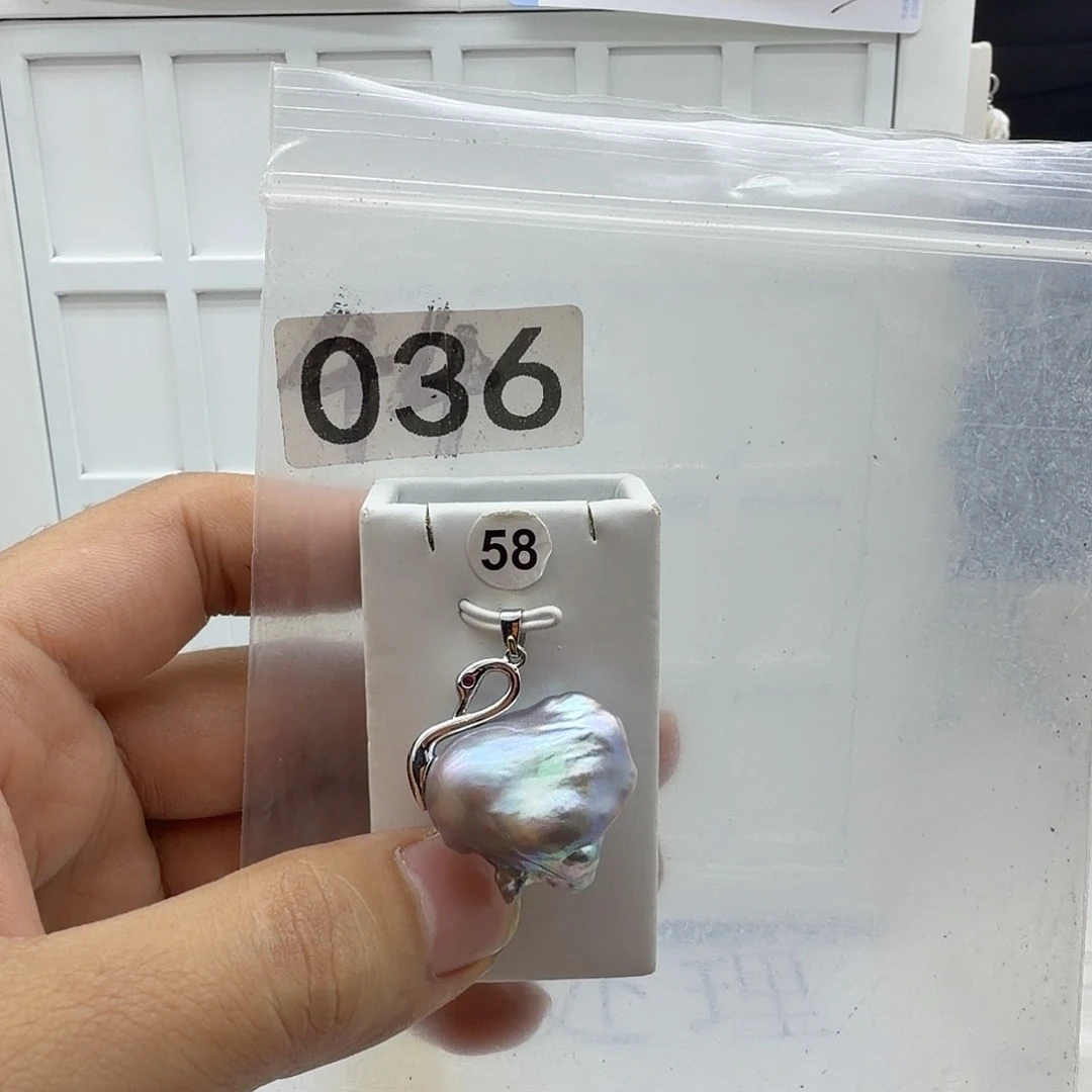 淡水珍珠合金颈饰