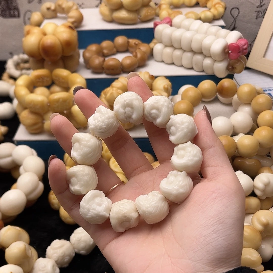 吊坠菩提根/象牙果