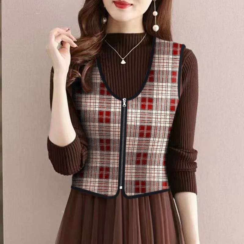 春秋季新款中老年防寒小外套薄款一体绒内搭外穿贴身拉链印花马夹