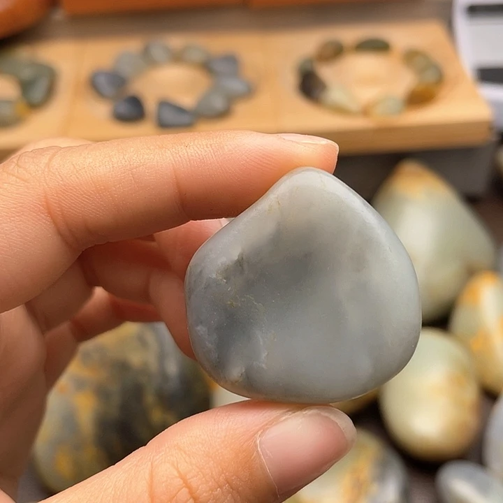 颈饰未镶嵌和田玉8