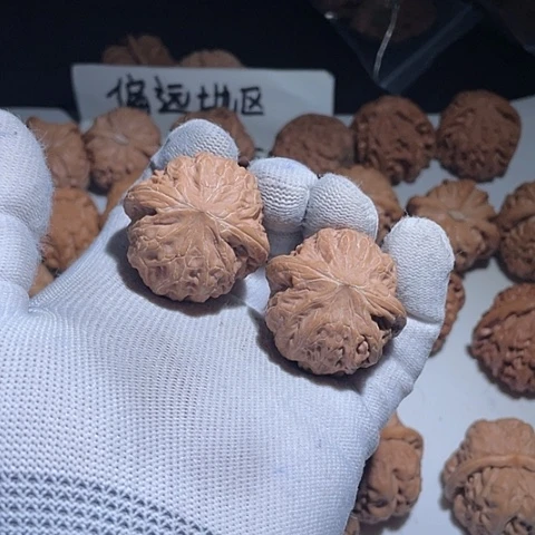 文玩核桃把件铁锤