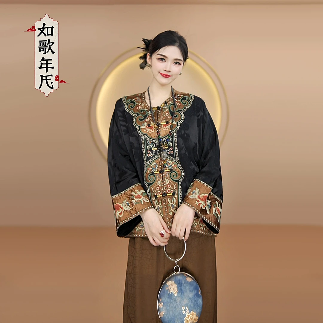 古典-如歌年代重工刺绣圆领新中式盘扣大袖太太服提花老缎外套女