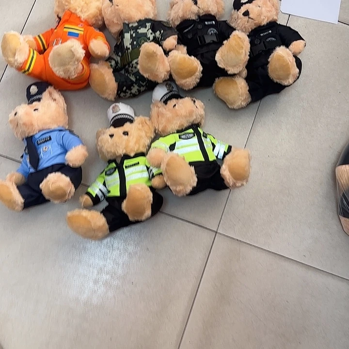 人***欢毛绒如图七个小熊总价